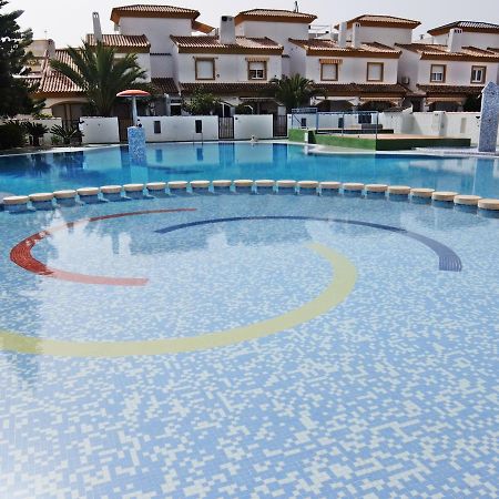 Apartamento Familiar Junto A La Playa De San Fernando - Oliva Esterno foto