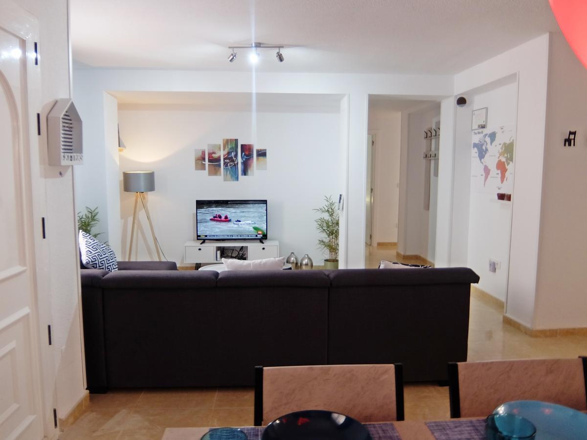 Apartamento Familiar Junto A La Playa De San Fernando - Oliva Esterno foto