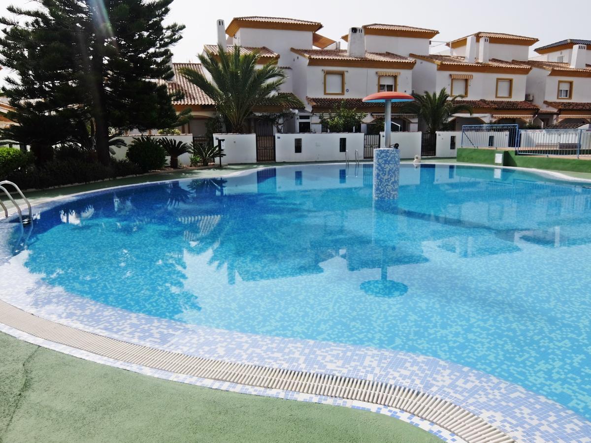 Apartamento Familiar Junto A La Playa De San Fernando - Oliva Esterno foto