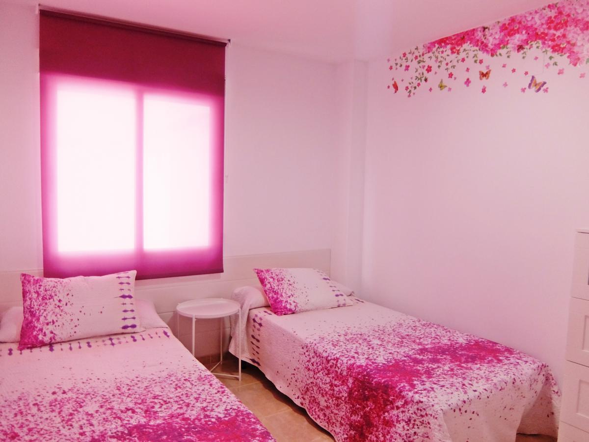Apartamento Familiar Junto A La Playa De San Fernando - Oliva Esterno foto