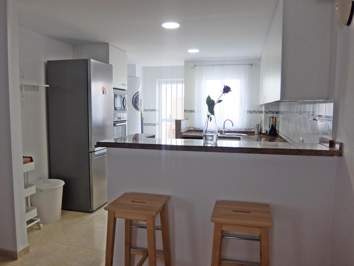 Apartamento Familiar Junto A La Playa De San Fernando - Oliva Esterno foto